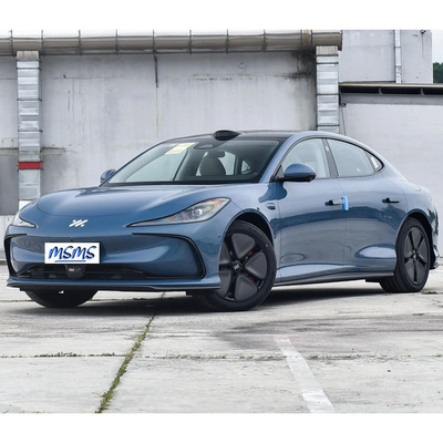 Voiture de sport à quatre roues motrices de haute puissance 618 km Max Zhiji L6 Pure Electric 2160kg/2610kg Poids à la corde