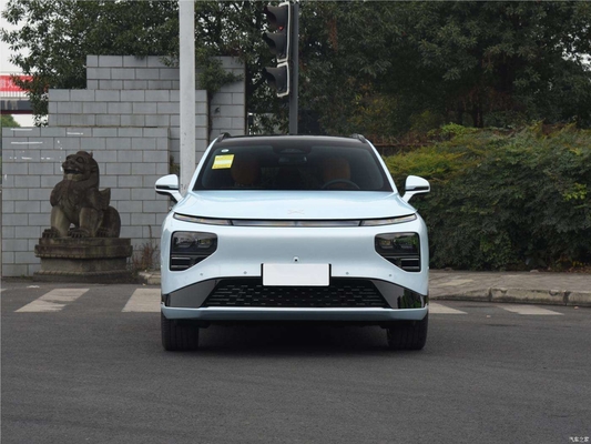 Voiture électrique à grande vitesse Xpeng G9 5 portes 5 sièges à gauche Direction large espace SUV 650Km