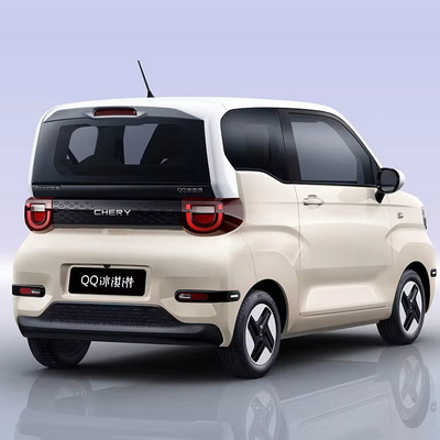 Voiture de niveau Mini Chery QQ Ice Cream 120km Véhicule énergétique avec 6,5 heures de charge