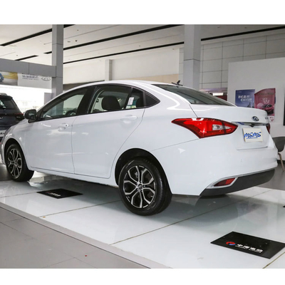 Vitesse maximale 152km/h Chery Areze e 401km La combinaison parfaite de puissance et d'efficacité