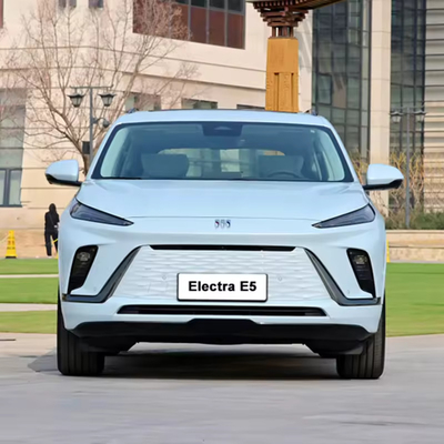 Pure Electric 5 portes 5 places avec une autonomie de croisière de 545 km / 620 km / 603 km