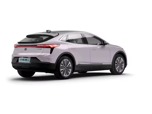 Buick E4 EV Car SUV 5 portes 5 sièges 2023 avec batterie au lithium ternaire et portée de 530 km